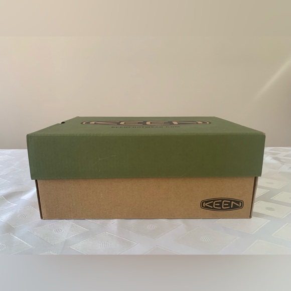 BRAND NEW ★ KEEN YOUTH SANDALS ★ US SIZE 6 Youth / EU 38 / 24.5 cm ★ - Picture 10 of 11